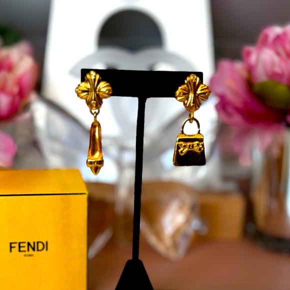 RARE Vintage Gold Fendi Shoe & Purse Earrings & BROOCH Set - Picture 2 of 11